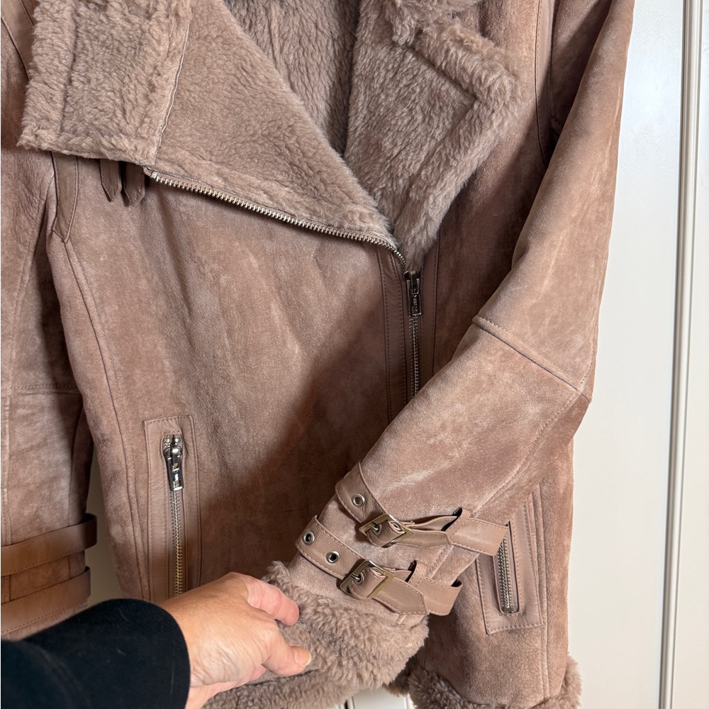 Genuine suede Penny Lane 70’s inspired jacket. Faux shearling. Size 8 - Picture 6 of 9
